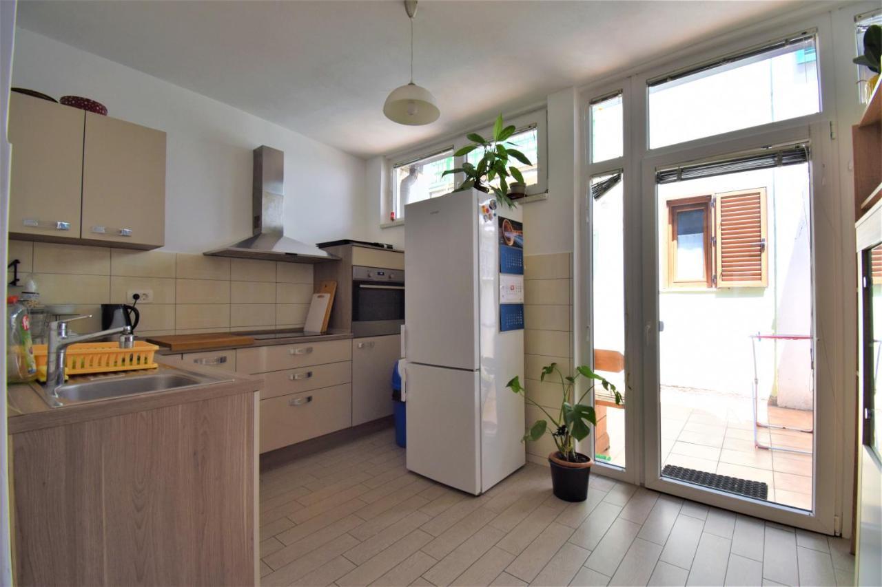 Apartment Adem Koper Zewnętrze zdjęcie